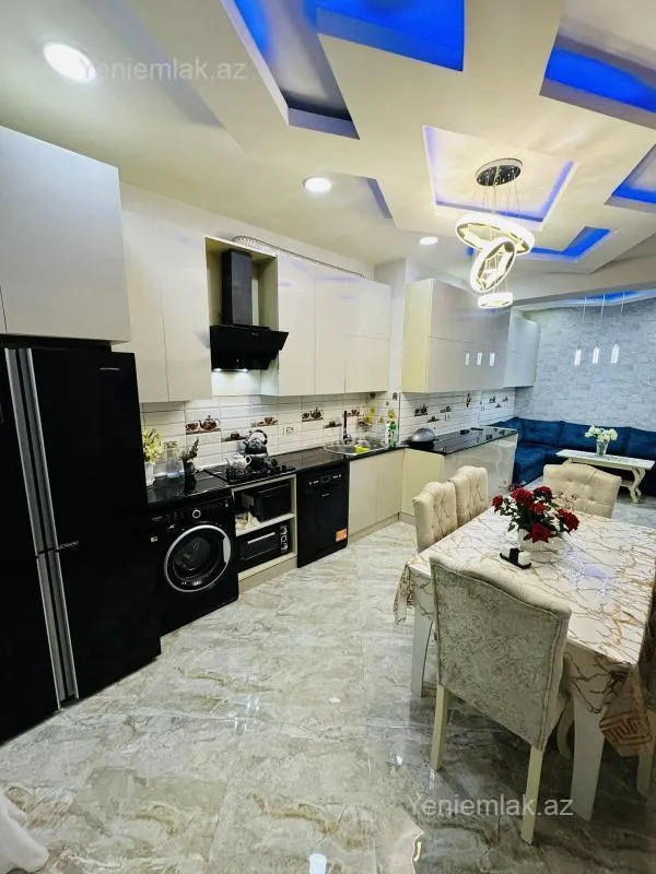 Satılır 2 otaqlı yeni tikili 105 m²