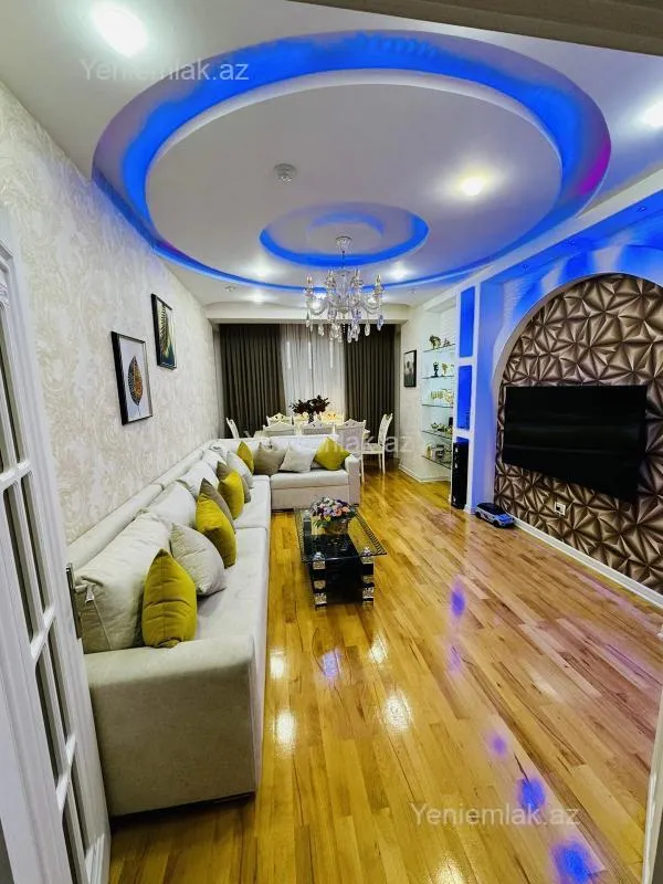 Satılır 2 otaqlı yeni tikili 105 m²