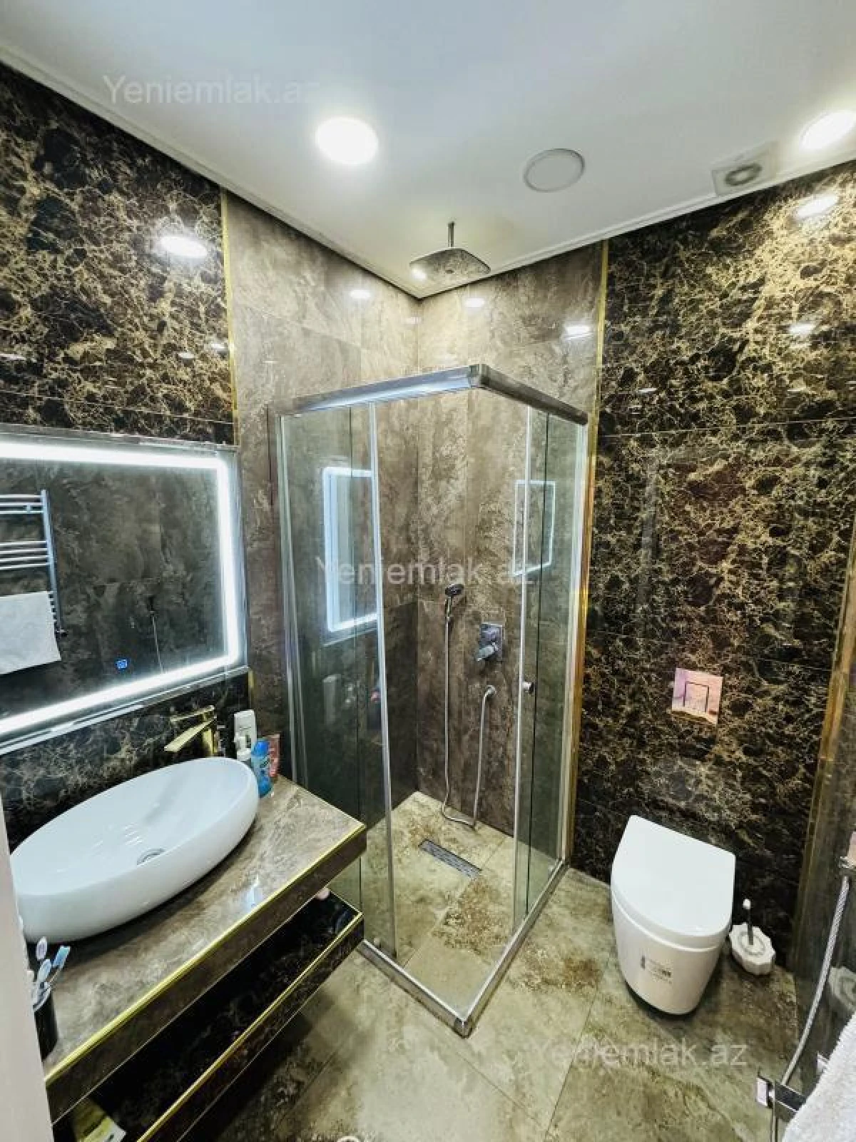 Satılır 2 otaqlı yeni tikili 105 m²