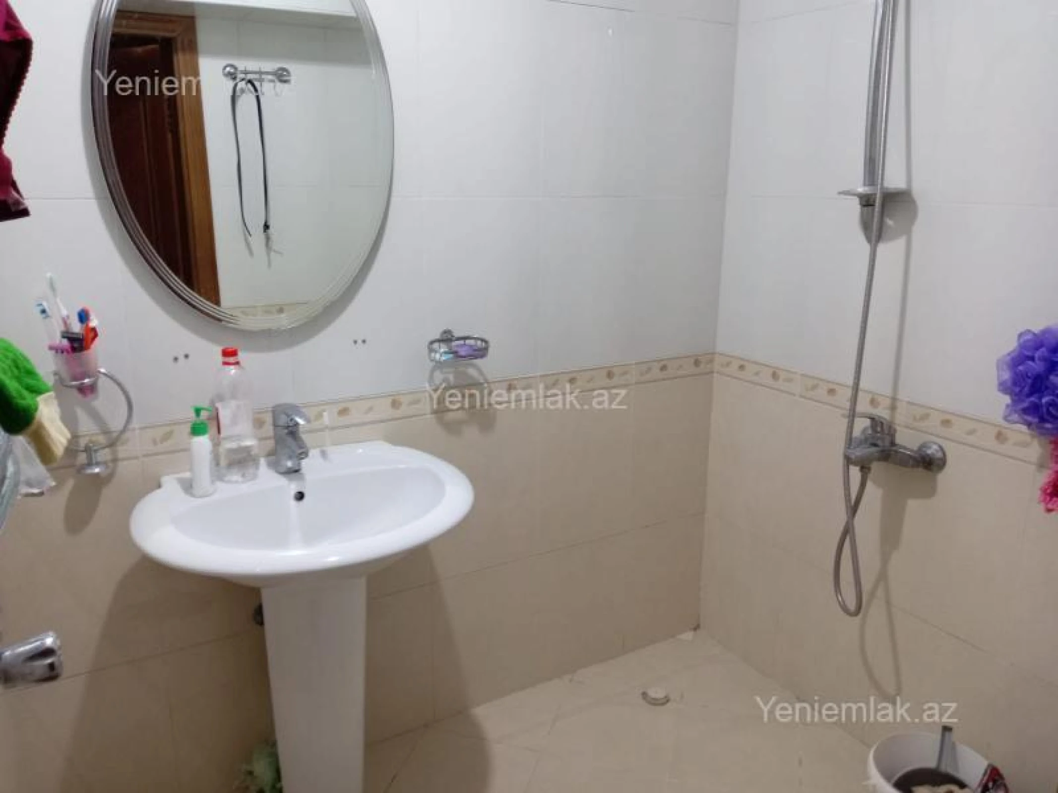 Satılır 3 otaqlı köhnə tikili 73 m²