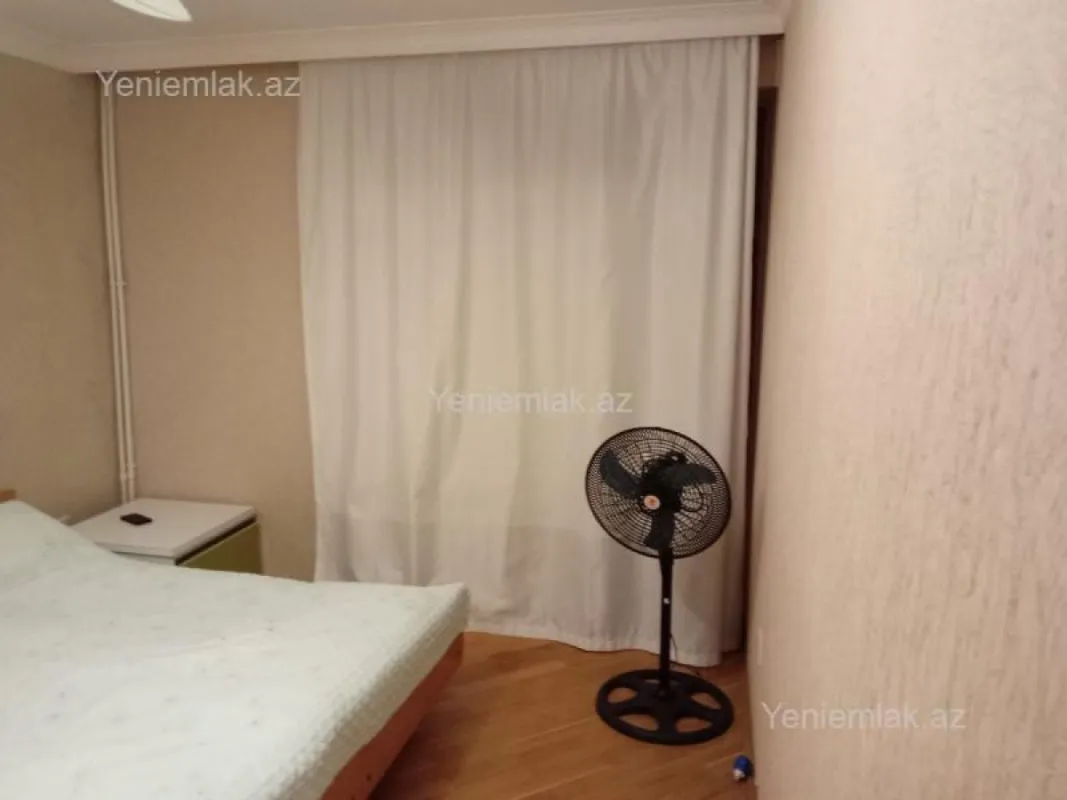 Satılır 3 otaqlı köhnə tikili 73 m²