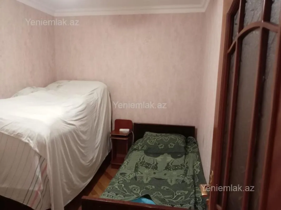 Satılır 3 otaqlı köhnə tikili 73 m²