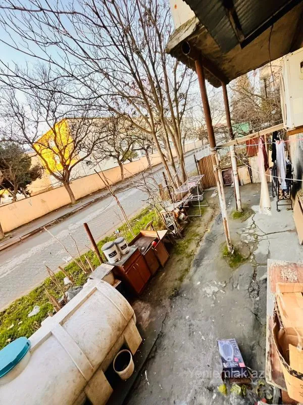 Satılır 2 otaqlı köhnə tikili 50 m²