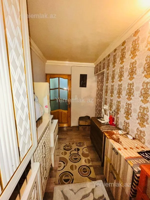 Satılır 2 otaqlı köhnə tikili 50 m²