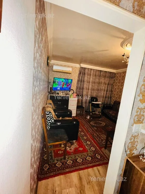 Satılır 2 otaqlı köhnə tikili 50 m²