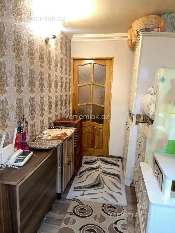 Satılır 2 otaqlı köhnə tikili 50 m²