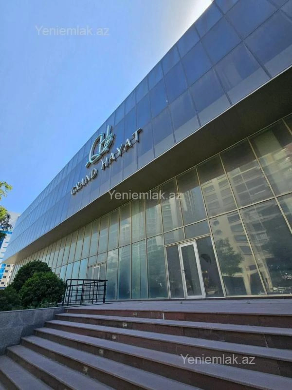 Satılır 3 otaqlı yeni tikili 108 m²