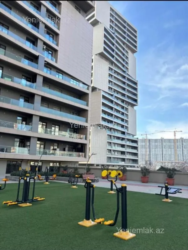 Satılır 3 otaqlı yeni tikili 102 m²