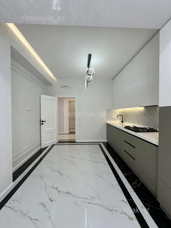 Satılır 3 otaqlı yeni tikili 102 m²