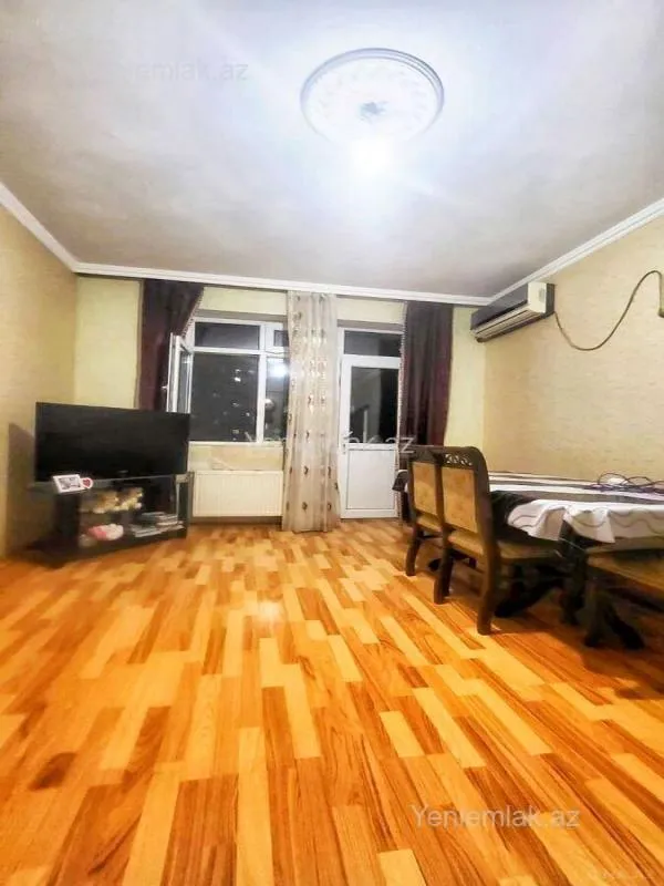 Satılır 2 otaqlı yeni tikili 74 m²