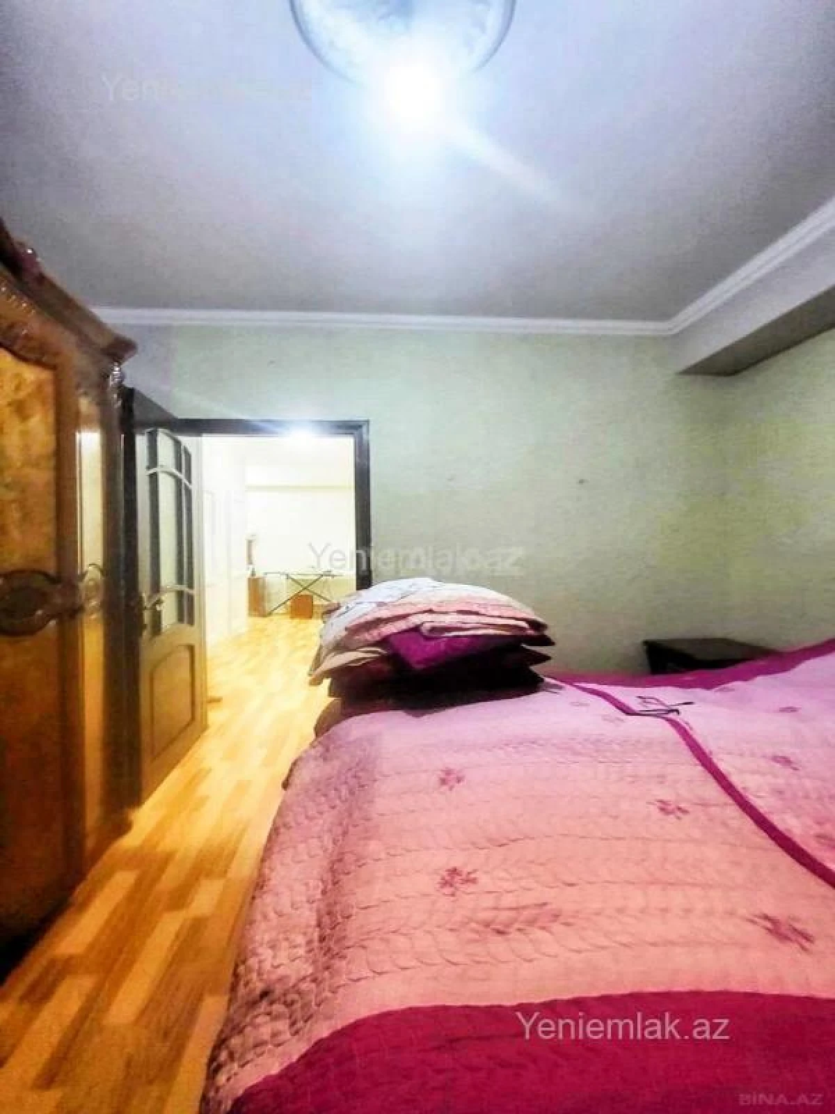 Satılır 2 otaqlı yeni tikili 74 m²