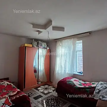 Satılır 4 otaqlı həyət evi 100 m²