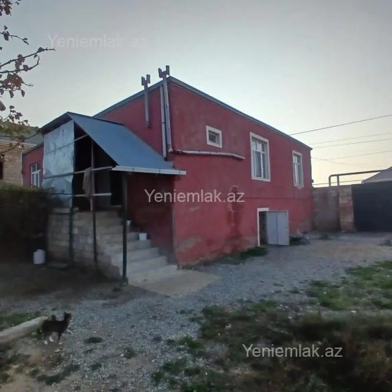 Satılır 4 otaqlı həyət evi 100 m²