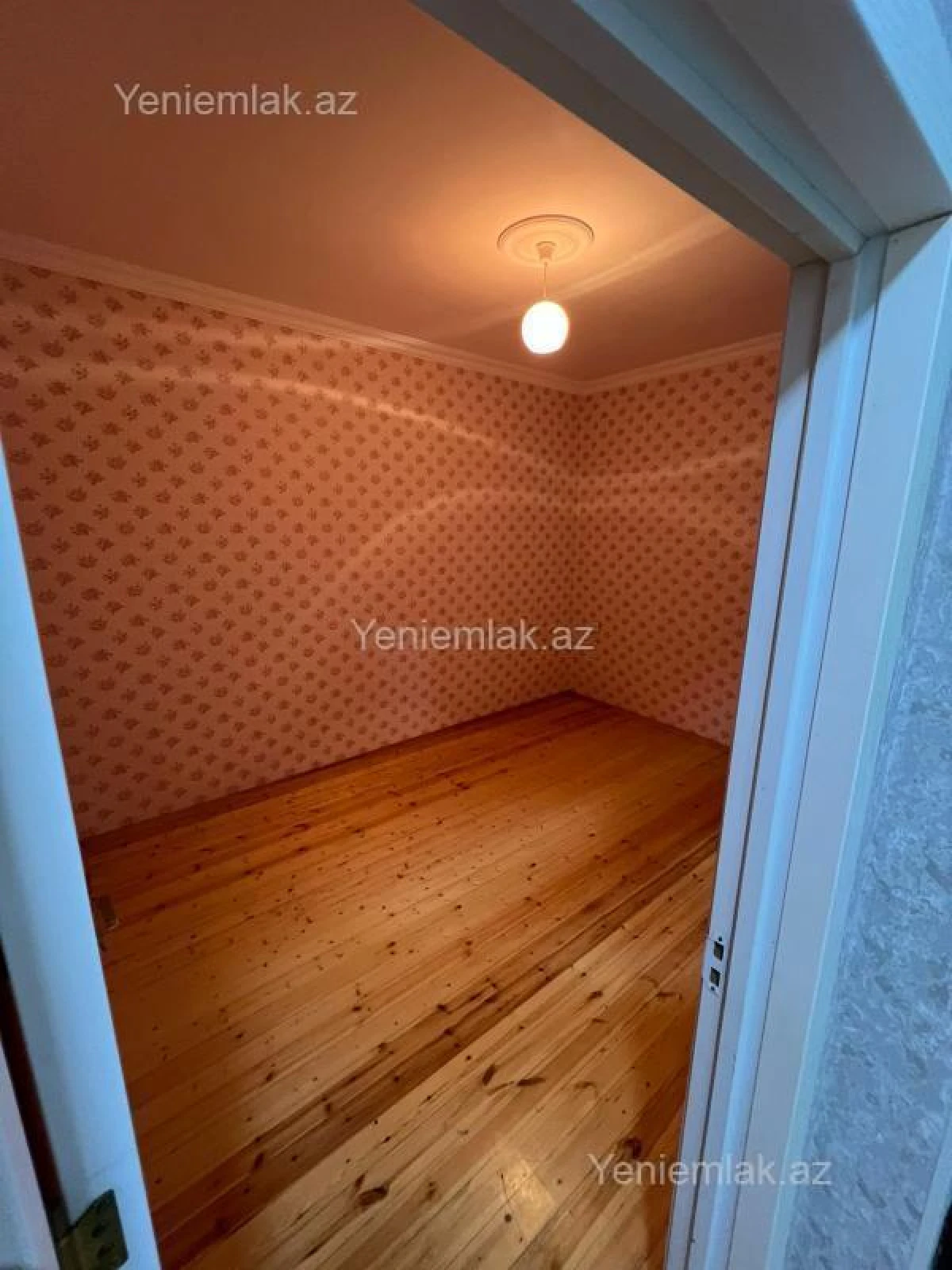 Satılır 2 otaqlı həyət evi 65 m²