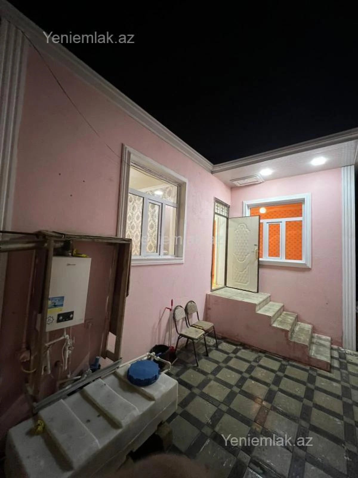 Satılır 2 otaqlı həyət evi 65 m²