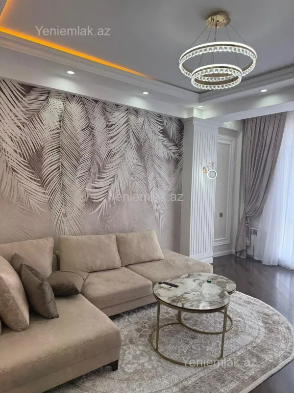 Satılır 2 otaqlı yeni tikili 75 m²