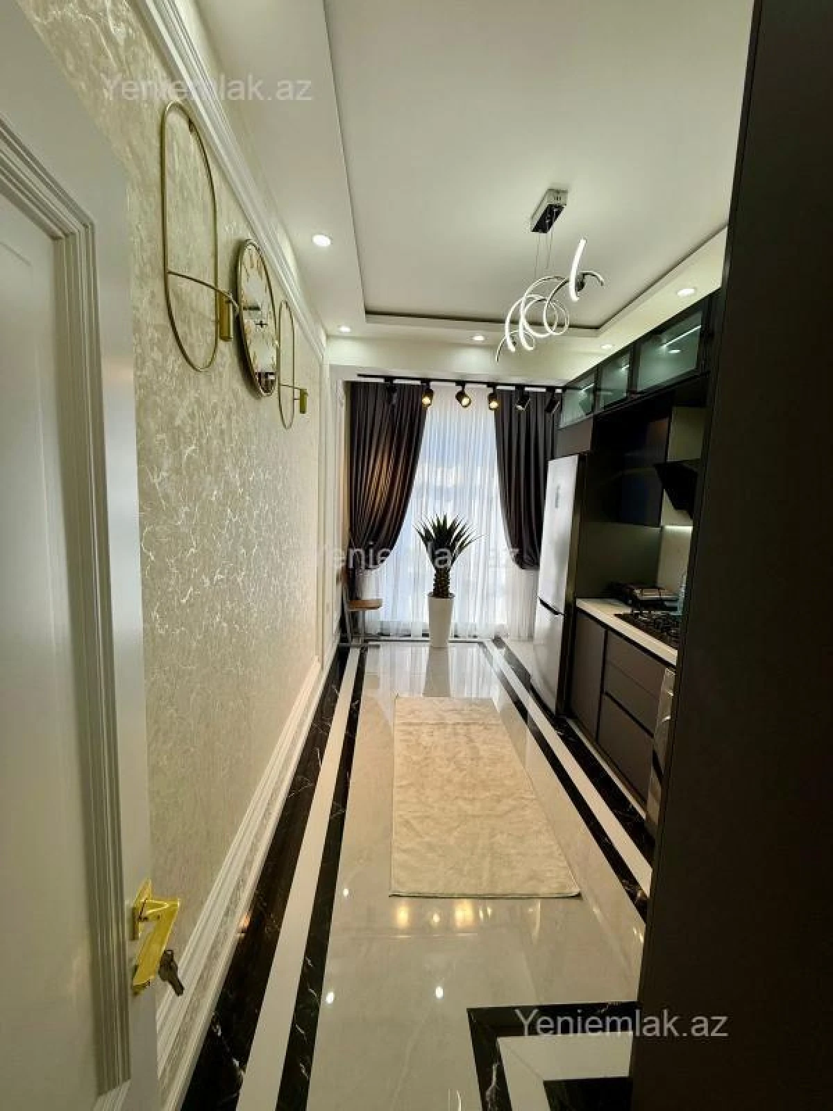 Satılır 2 otaqlı yeni tikili 75 m²