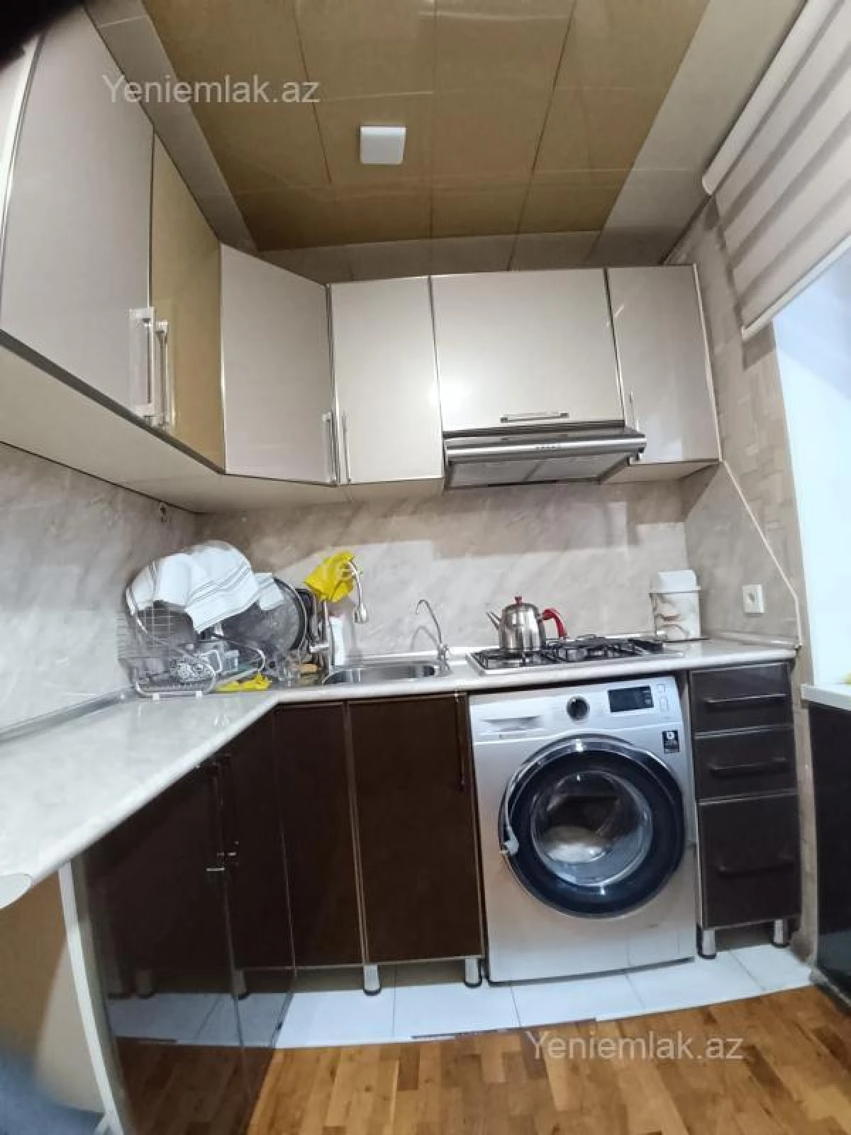 Satılır 3 otaqlı köhnə tikili 68 m²