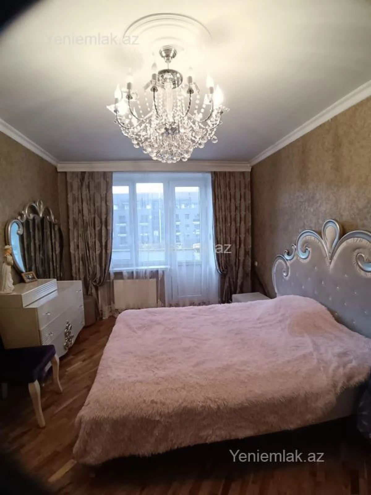 Satılır 3 otaqlı köhnə tikili 68 m²