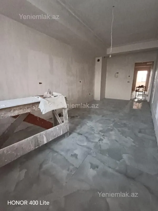 Satılır 4 otaqlı yeni tikili 225 m²