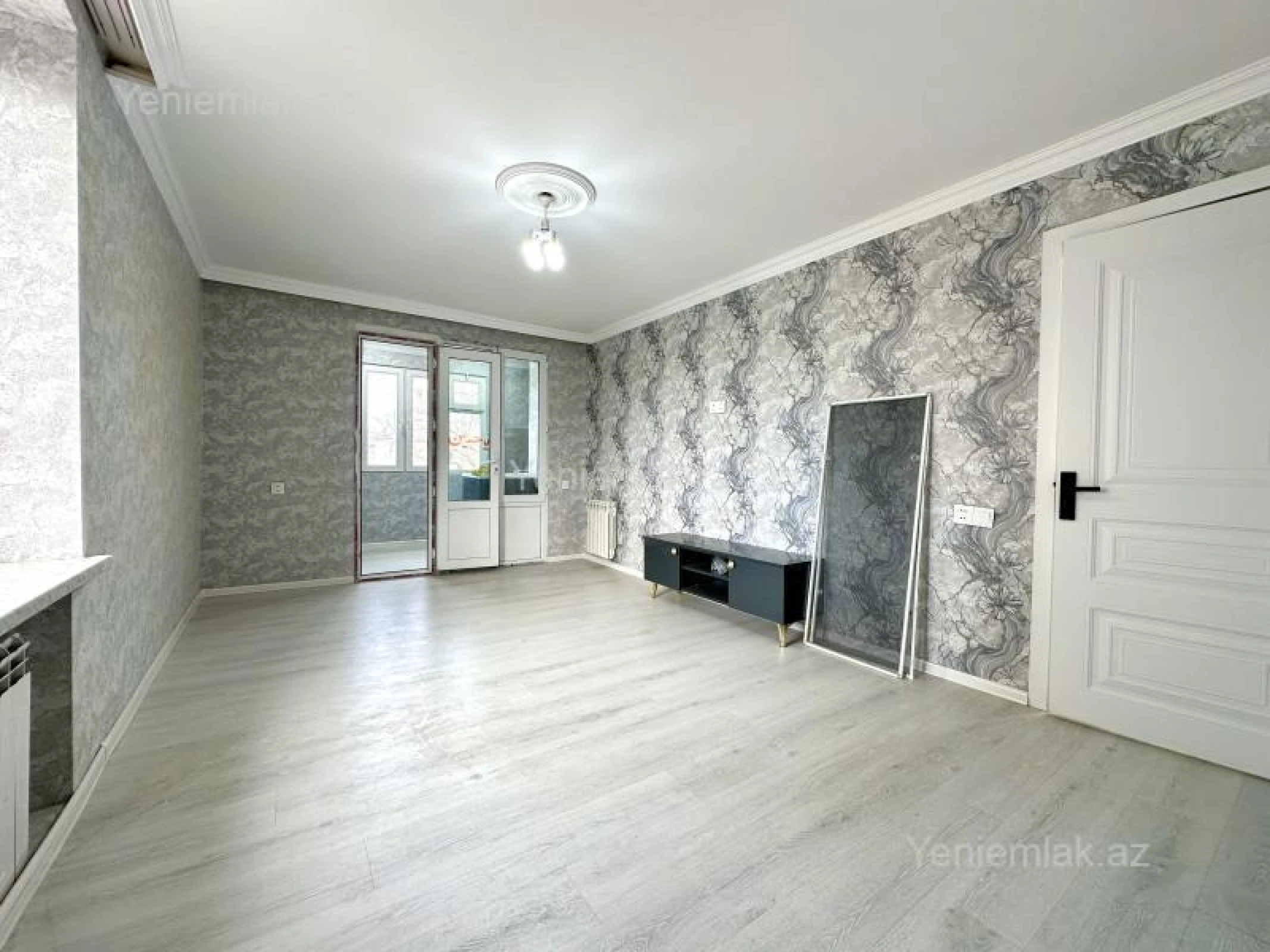 Satılır 3 otaqlı köhnə tikili 55 m²