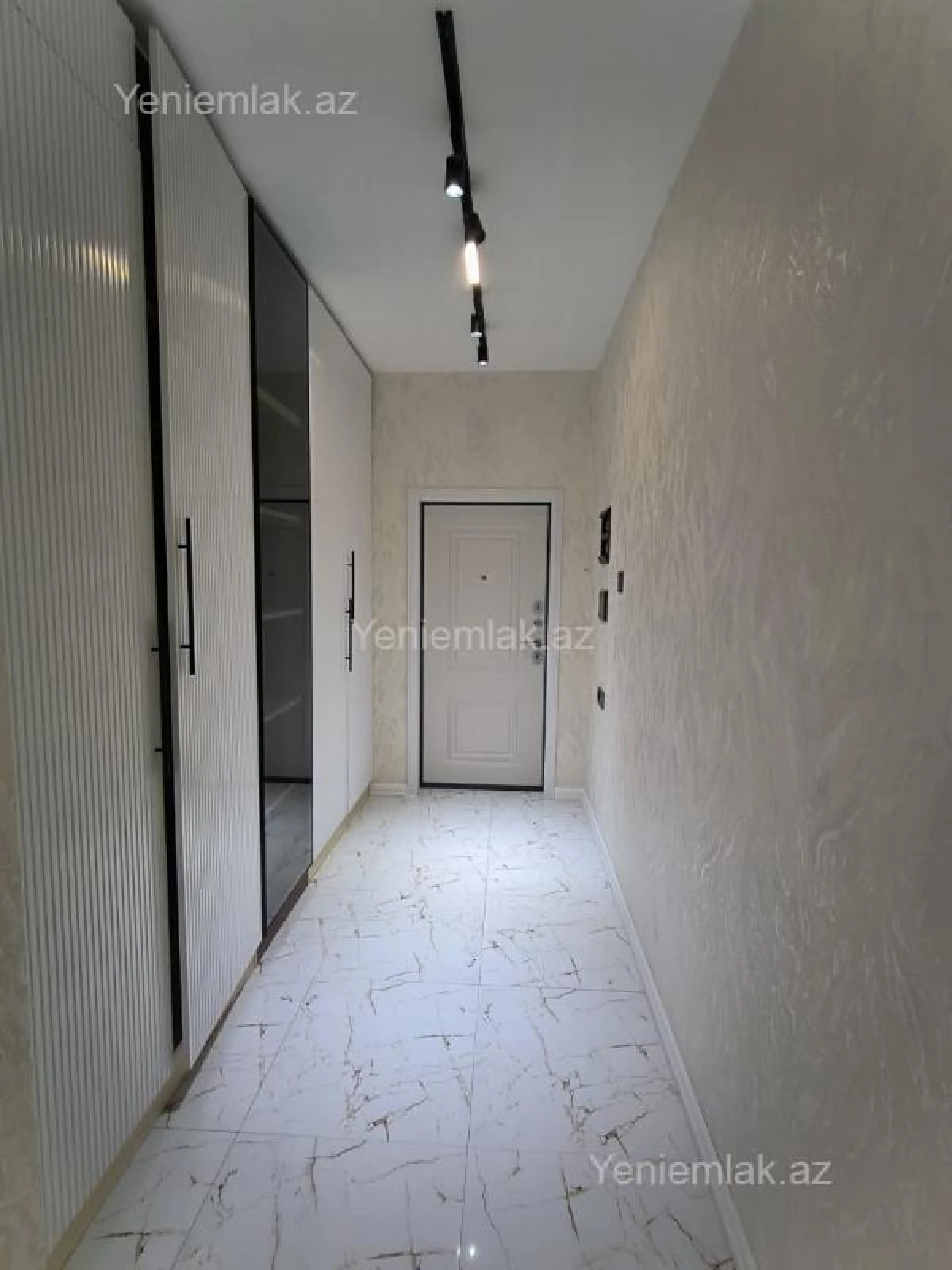 Satılır 2 otaqlı yeni tikili 90 m²