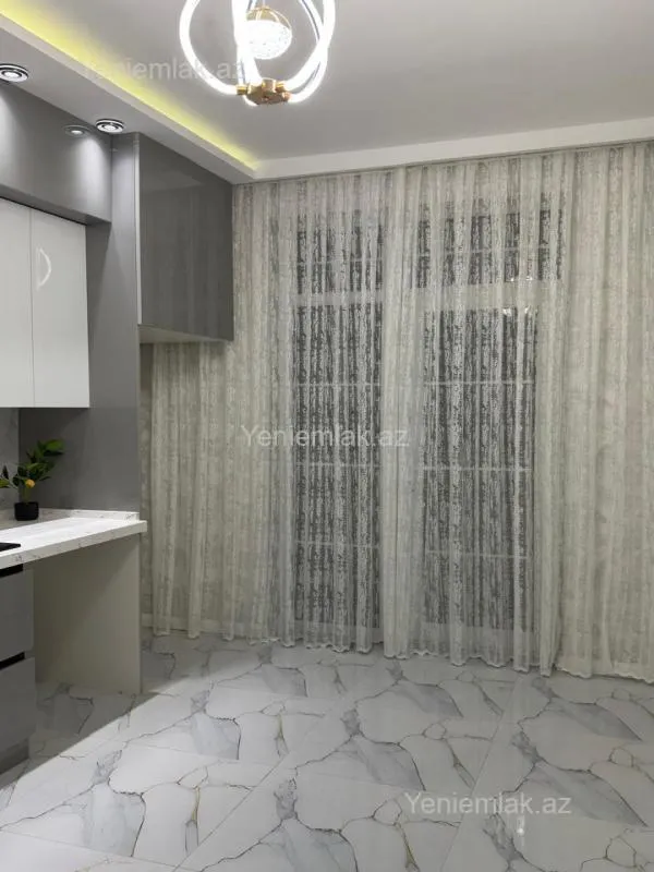 Satılır 3 otaqlı yeni tikili 70 m²