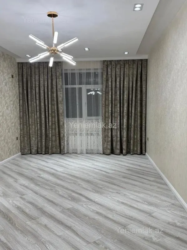 Satılır 3 otaqlı yeni tikili 70 m²