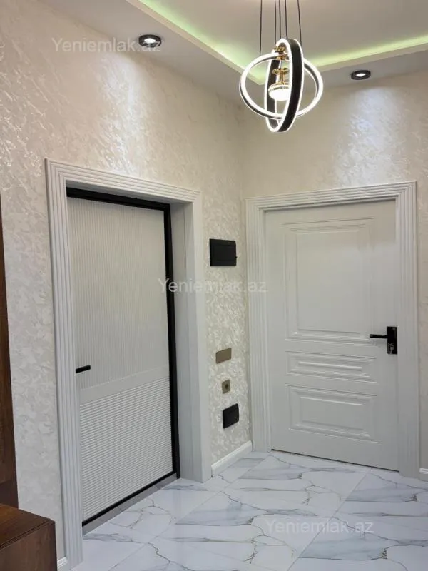 Satılır 3 otaqlı yeni tikili 70 m²