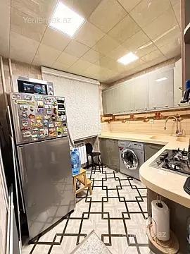 Satılır 2 otaqlı köhnə tikili 70 m²