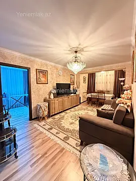 Satılır 2 otaqlı köhnə tikili 70 m²