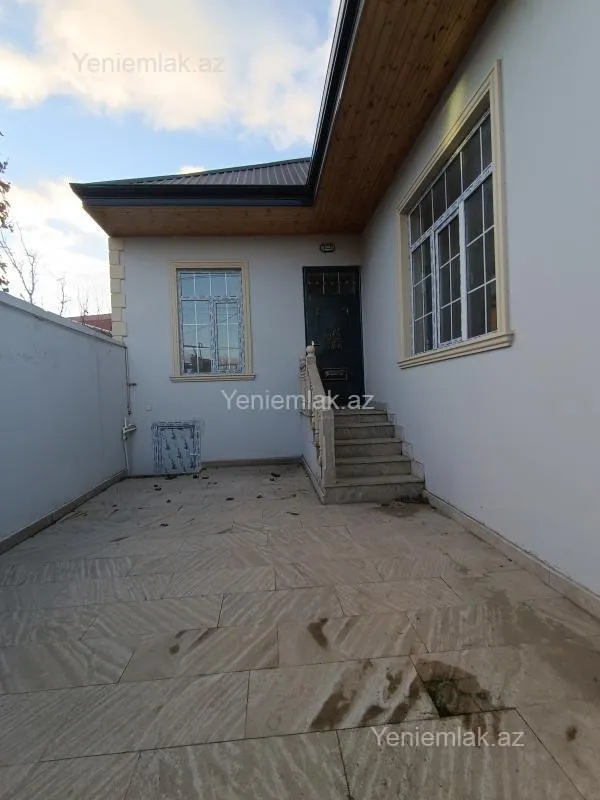 Satılır 4 otaqlı həyət evi 120 m²