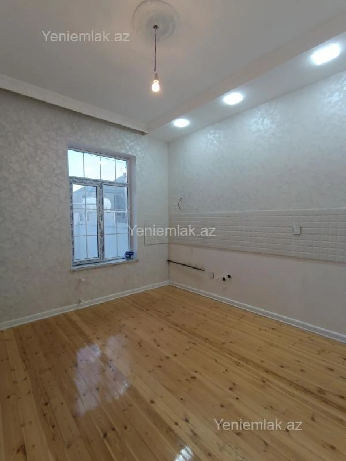 Satılır 4 otaqlı həyət evi 120 m²