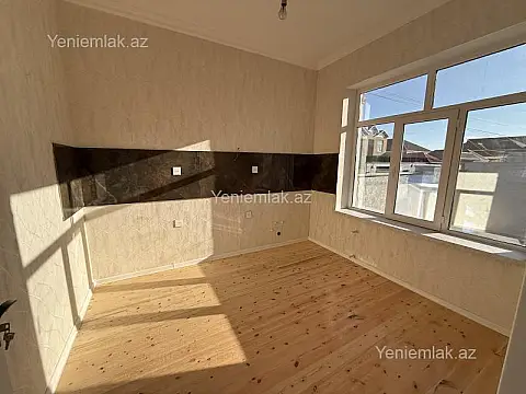 Satılır 3 otaqlı həyət evi 100 m²