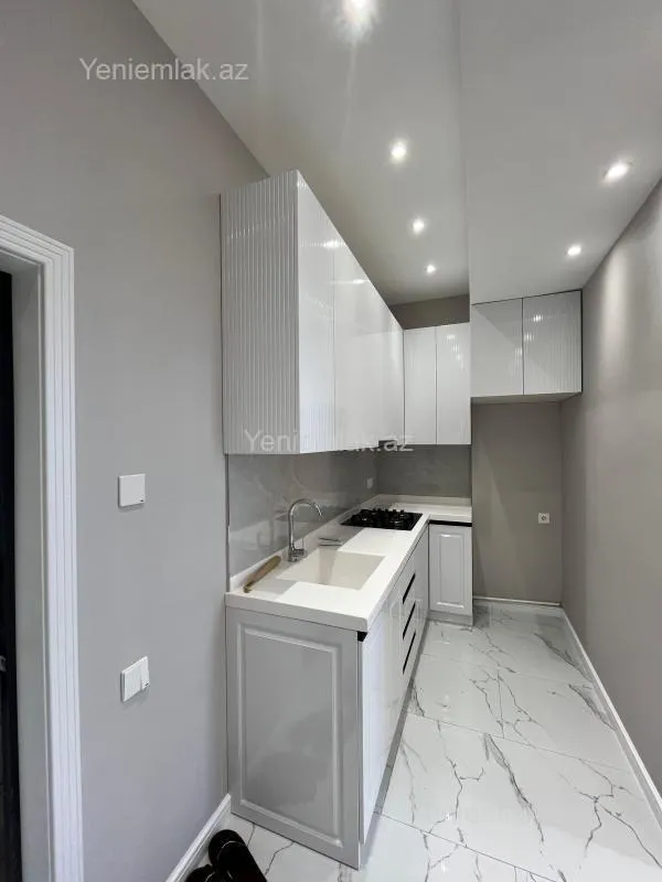 Satılır 2 otaqlı yeni tikili 60 m²