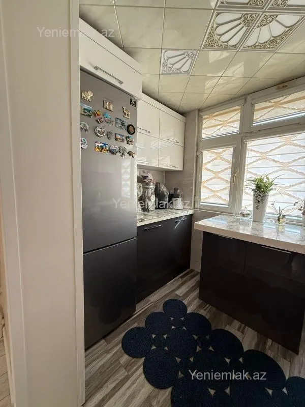 Satılır 2 otaqlı köhnə tikili 40 m²