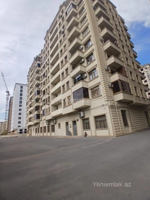 Satılır 2 otaqlı yeni tikili 92 m²