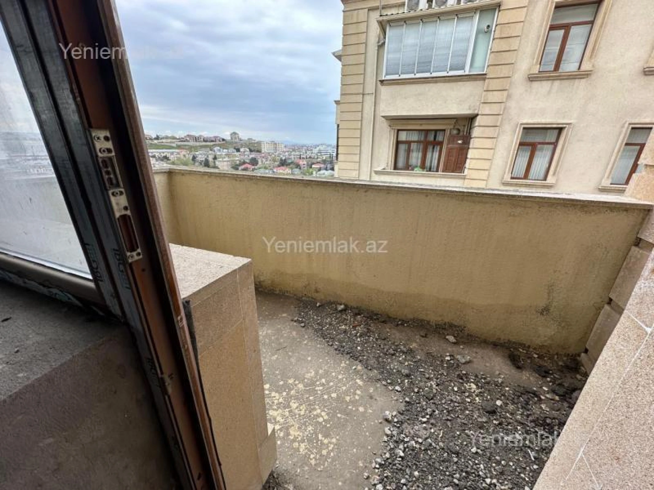 Satılır 2 otaqlı yeni tikili 92 m²