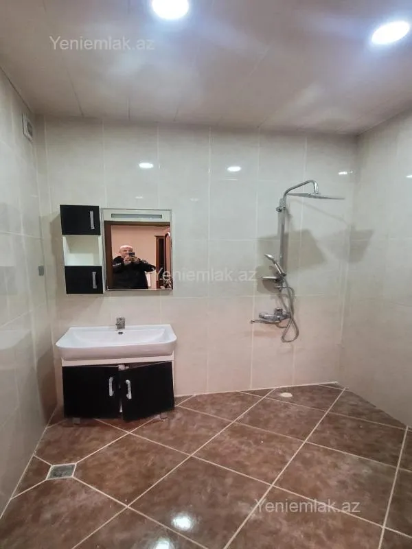 Satılır 2 otaqlı yeni tikili 96 m²