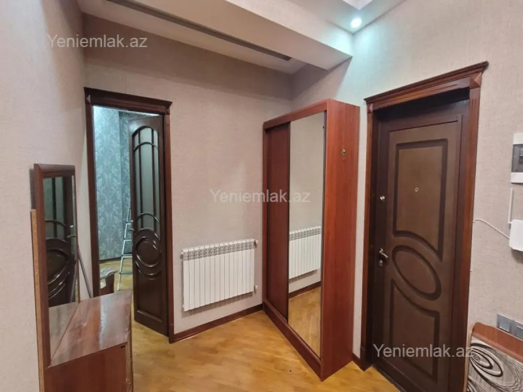 Satılır 2 otaqlı yeni tikili 96 m²