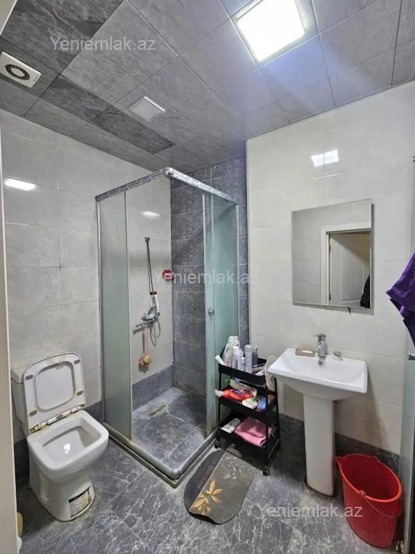 Satılır 4 otaqlı yeni tikili 162 m²