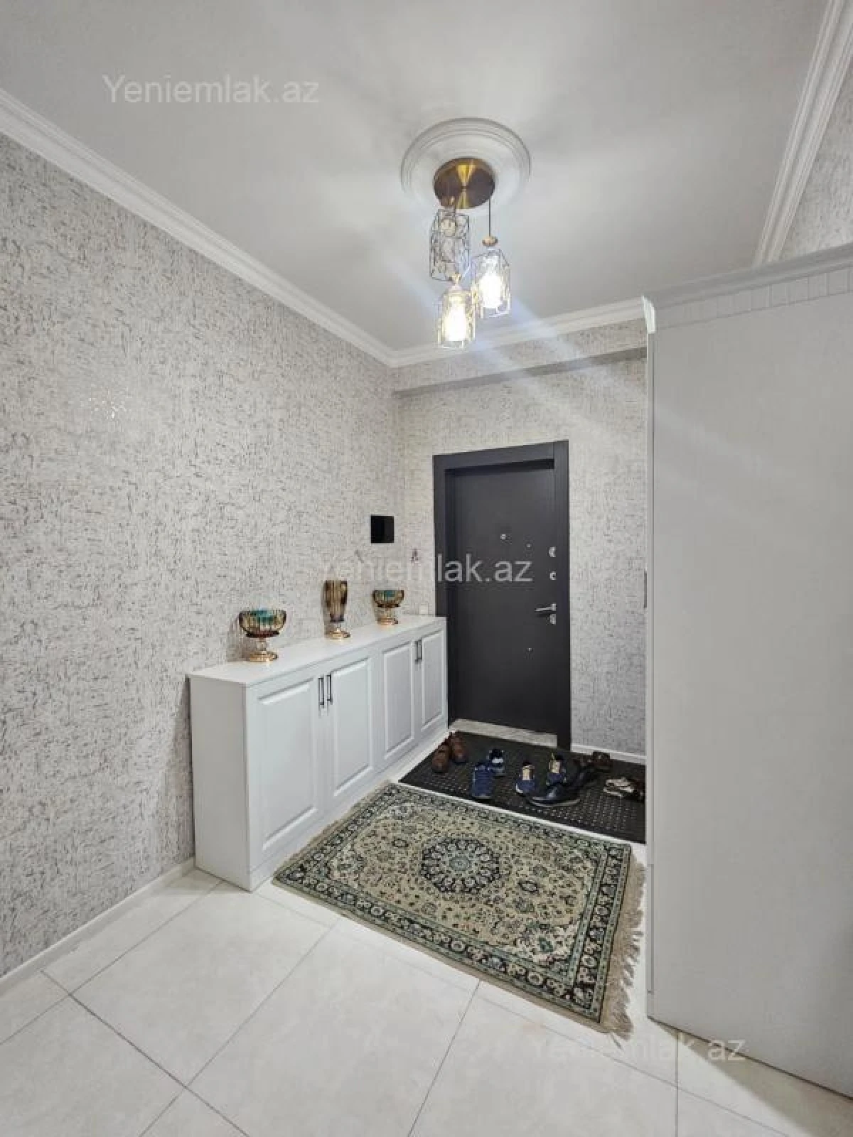 Satılır 4 otaqlı yeni tikili 162 m²