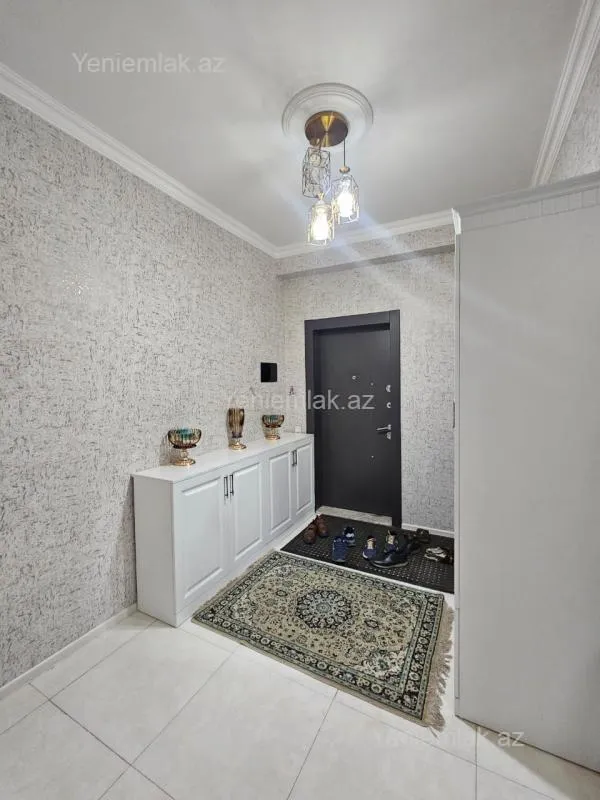 Satılır 4 otaqlı yeni tikili 162 m²