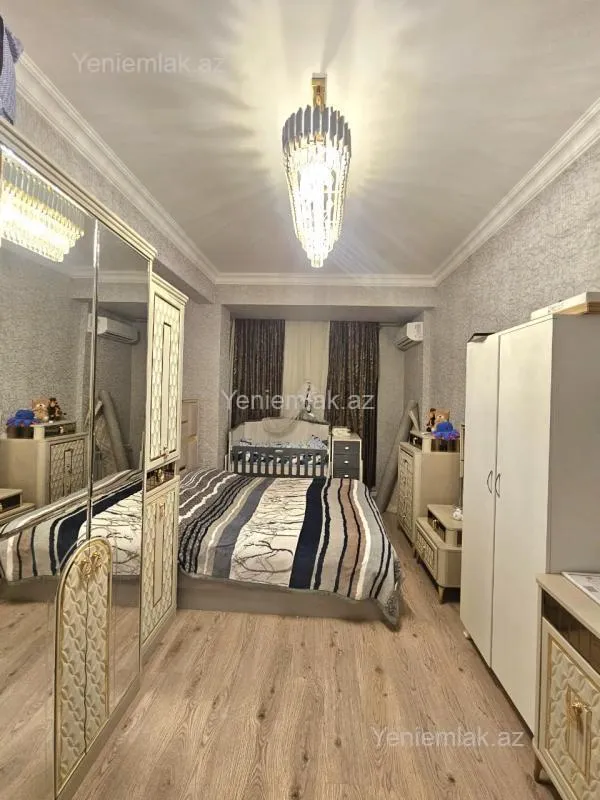 Satılır 4 otaqlı yeni tikili 162 m²