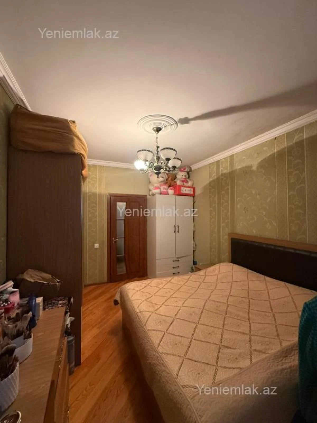 Satılır 2 otaqlı köhnə tikili 65 m²