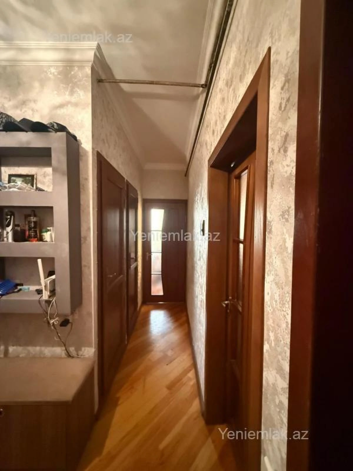 Satılır 2 otaqlı köhnə tikili 65 m²