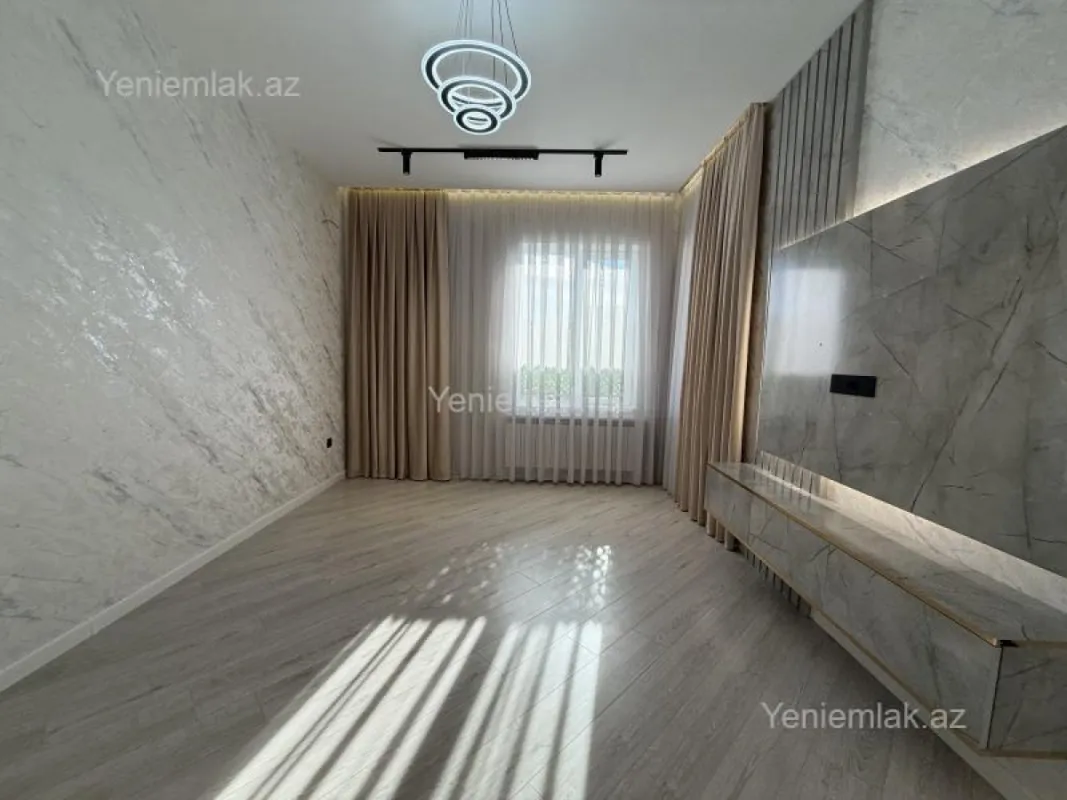 Satılır 4 otaqlı həyət evi 120 m²