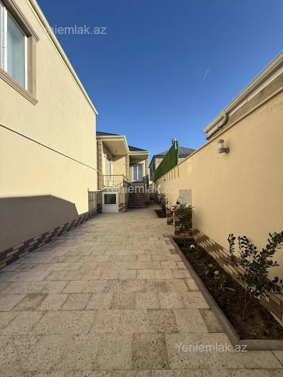 Satılır 4 otaqlı həyət evi 120 m²