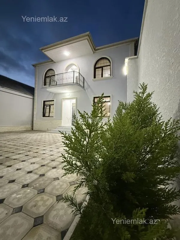 Satılır 6 otaqlı həyət evi 200 m²
