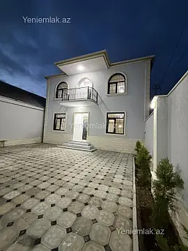 Satılır 6 otaqlı həyət evi 200 m²